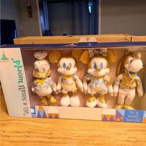 Disney It's a Small World Plush Set - White and Gold